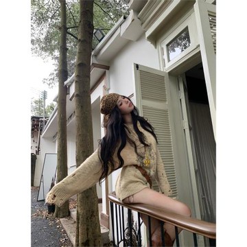 地球店卡其色卡通印花鏤空設計毛針織衫慵懶風寬松休閑百搭上衣女