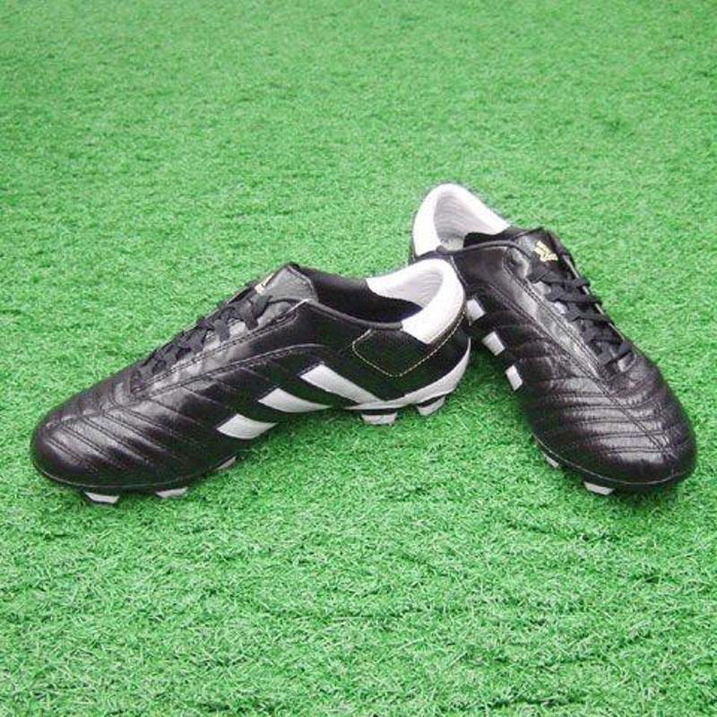 アディピュア 3 TRX FG ブラック×ランニングホワイト×メタリック