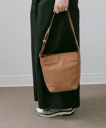 Supportingrole簡約百搭輕量兩用真皮手提肩背腋下托特包焦糖奶茶