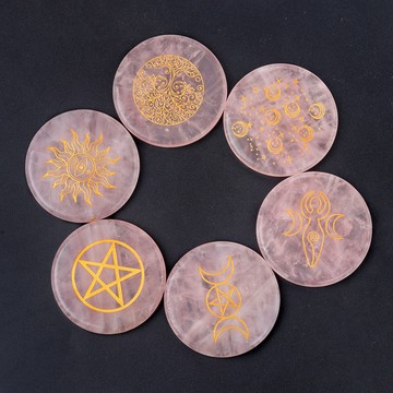 KJ- 1658-55mm天然粉水晶圓片能量石底座 雕刻生命樹星月石頭小擺件