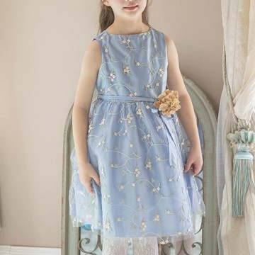日本 Catherine Cottage - 精緻花朵刺繡薄紗洋裝/小禮服-附繡球花別針-水藍
