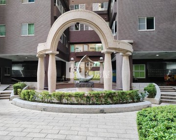 大世紀邊間三房平車寓｜台南市安平區永華路二段