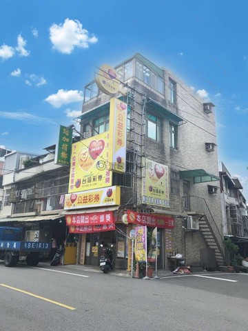 祥安國小自由街公園黃金收租美透天｜桃園市平鎮區自由街