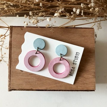皮革耳環│耳針式│大圓3號作品_薄荷綠搭櫻花粉
