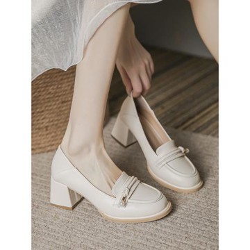 女鞋新款2025新款春秋四季鞋小皮鞋軟皮單鞋不累腳小碼3233高跟鞋