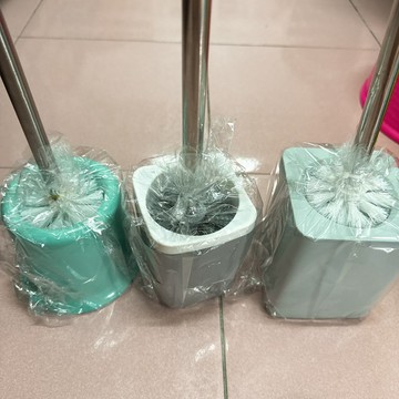 《翔翼百貨》  馬桶清潔刷 帶底座馬桶刷 清潔刷 馬桶刷 馬桶掃 刷子 廁所 浴室刷 刷具 打掃 浴室 圓套刷 尿桶刷