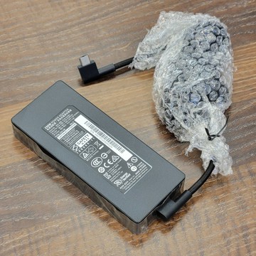 RAZER 雷蛇 230W 橢圓三孔 原廠變壓器 純原裝 充電器 電源線 充電線 RC30-024801 Blade 15" GTX 1070 2018 GeForce RTX