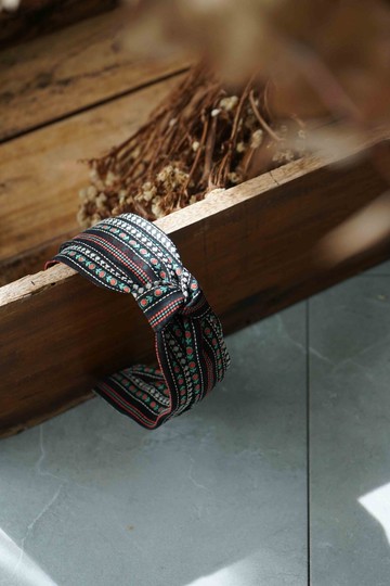 古董領帶改製手工髮箍-刺繡鄉村風清新小花-扭結款-禮物