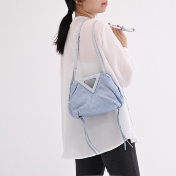 BOTTEGA VENETA 658638 THE POINT編織緹花兩用包.淺藍