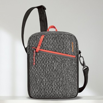 《TRAVELON》Greenlander防盜斜背包-灰-- 側背包 斜背包 背帶包 防割防搶