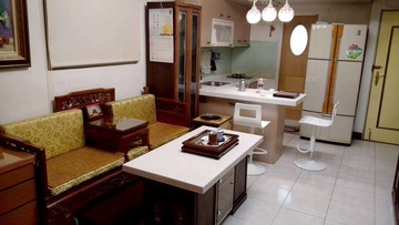 三多商圈高樓層邊間雅致開窗大套房含廚房｜高雄市前鎮區三多三路