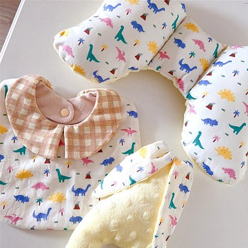 Mini恐龍 嬰兒禮物蝴蝶枕紳士領圍兜樂豆兔彌月禮新生兒禮物