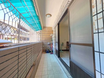 【東光國小】一手屋黃金2樓陽台進出室內31坪大4房｜高雄市三民區黃興路