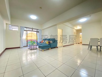 近十甲樹孝商圈用心整理大空間三陽臺電梯四房附車位｜台中市太平區宜佳街