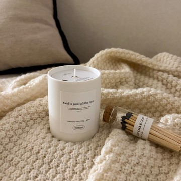 JIN CHA GOD-香氛蠟燭 超美大豆精油蠟燭 燃燒時內有經文