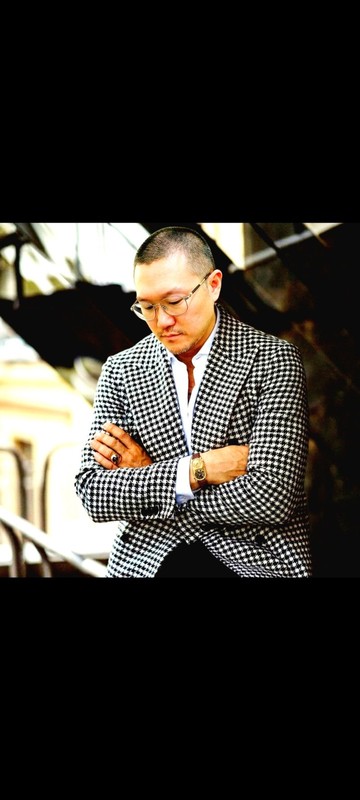 義式美學精緻設計 1980's 義大利MARIO VALENTINO 鈦合金全新眼鏡