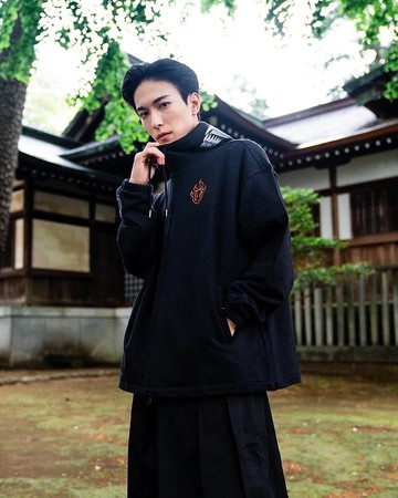 【XRAGE X 死神BLEACH聯名】黑崎一護刺繡連帽外套 hooded jacket