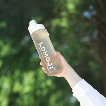 輕鬆補水好夥伴 | 隨行環保水瓶800ml