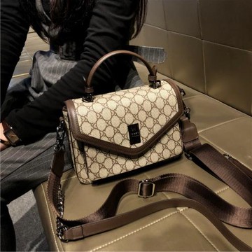 香港品牌斜挎包2025新款休閑簡約女手提包通勤百搭單肩小方包小包