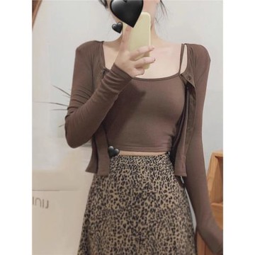 春秋咖色針織罩衫女披肩早秋季外搭開衫加吊帶背心兩件套上衣外套