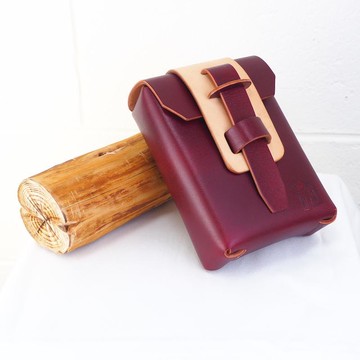 解構主義頭層真皮腰包/工具包(二色) 解構主義頭層真皮腰包/工具包 - 純黑時尚