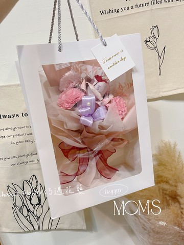 康乃馨有錢花束 康乃馨花束 香皂康乃馨 母親節花束