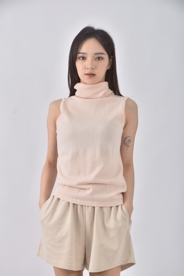 (S) pringle質感高領粉色上衣