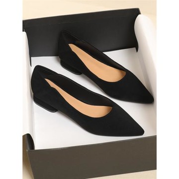 店主自留新款~黑色真皮低跟工作鞋女不累腳職業粗跟尖頭淺口單鞋