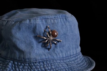 原創設計純銀鑲海洋碧玉蜘蛛胸針吊墜兩用