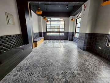 楊小扁~後驛歐式風格投資型邊間透天店面｜高雄市三民區漢口街