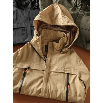 春秋新品美式戶外三防面料男士運動休閑工裝連帽夾克沖鋒衣外套潮