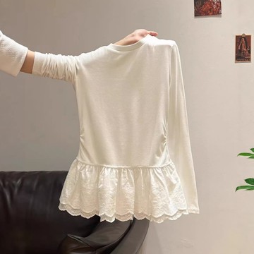 韓系白色上衣 芭蕾風蕾絲花邊下襬長袖T恤女 高領秋冬季德絨內搭 打底衫上衣 白色T恤女