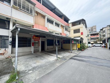 豐田國小｜ 臨路四房透天｜ 前院停車｜台中市豐原區豐原大道三段