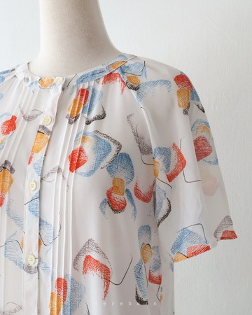 日本製復古印花薄短袖白色古著襯衫