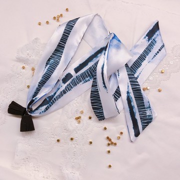 流蘇項鍊 / 飢餓的週二早晨