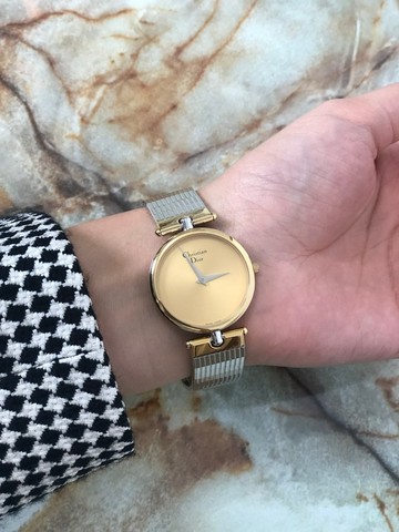 【日本直送 名牌中古包】Christian Dior 手錶 銀色 DIOR 圓形錶盤 不鏽鋼 3026 石英 sxevgu