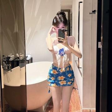 💮爆款直降價💮 泳衣 泳裝 顯瘦泳衣 海邊 純欲風新款辣妹游泳衣裙式分體比基尼海邊度假海島三件套沙灘溫泉