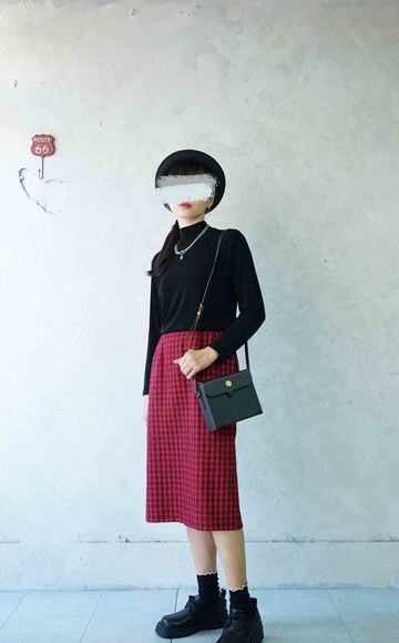 尋寶古著-日本品牌個性紅黑千鳥格過膝裙-套裝
