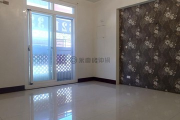 德賢商圈正四樓臨路店住合一透天｜高雄市楠梓區益群路