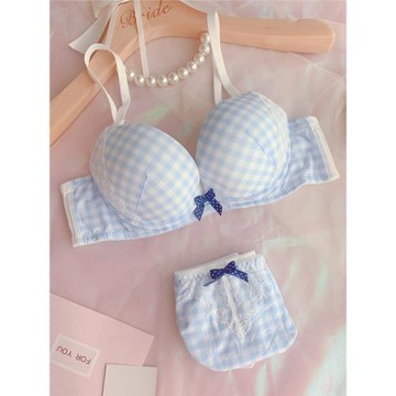 甜蜜時光 日本光面蕾絲格子無痕文胸 舒適大碼深V聚攏內衣套裝