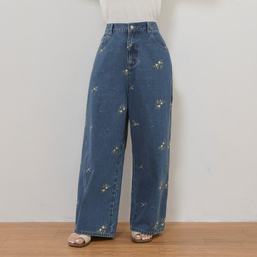 甜美碎花刺繡錐形牛仔褲