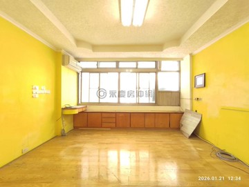 高雄新興美麗島捷運站店面透天(有甜甜價｜高雄市新興區林森一路