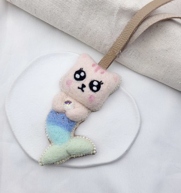 珮寧手作│貓咪美人魚掛件.吊飾│羊毛氈│