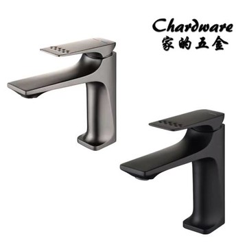 【家的五金】精銅平板龍頭（霧黑.槍灰）(黃金角度.面盆水龍頭.洗臉盆.冷熱龍頭.水龍頭.洗手台.浴室.衛浴.臉盆)