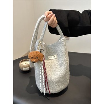 2024新款秋冬復古水桶單肩包韓系百搭軟絨斜挎背包上鏡款逛街背包