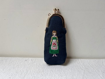 fingirl1000-一股刺繡印章立體口金包1000枚女子展
