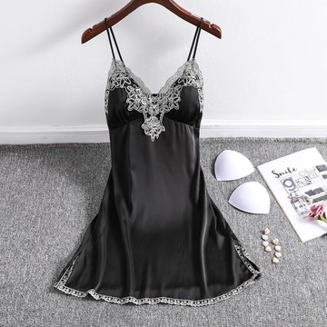 睡裙女夏季性感冰絲睡衣誘惑蕾絲開叉吊帶短裙帶胸墊學生
