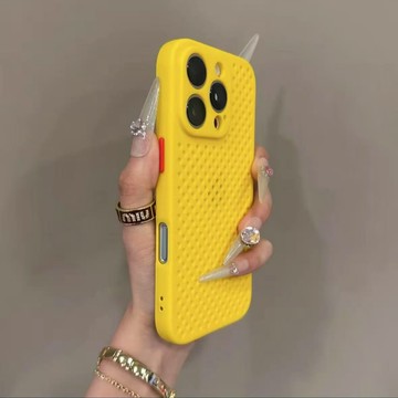 高顏值 洞洞散熱殼 軟膠材質 撞色按鍵 防摔手機殼 用於iPhone16 15 14 13 12 11 x xr 7 8
