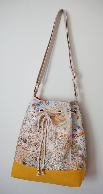 地圖束口水桶包