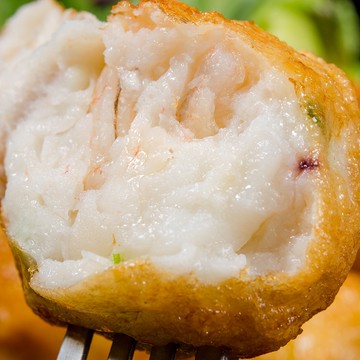 【鮮綠生活】(免運組)金鑽蝦枝花丸(300克，約7~8顆/包)共5包